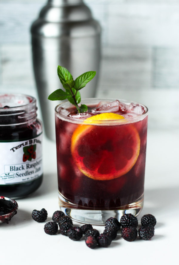 blackraspberry jam cocktail-itsmyhappyhour.com