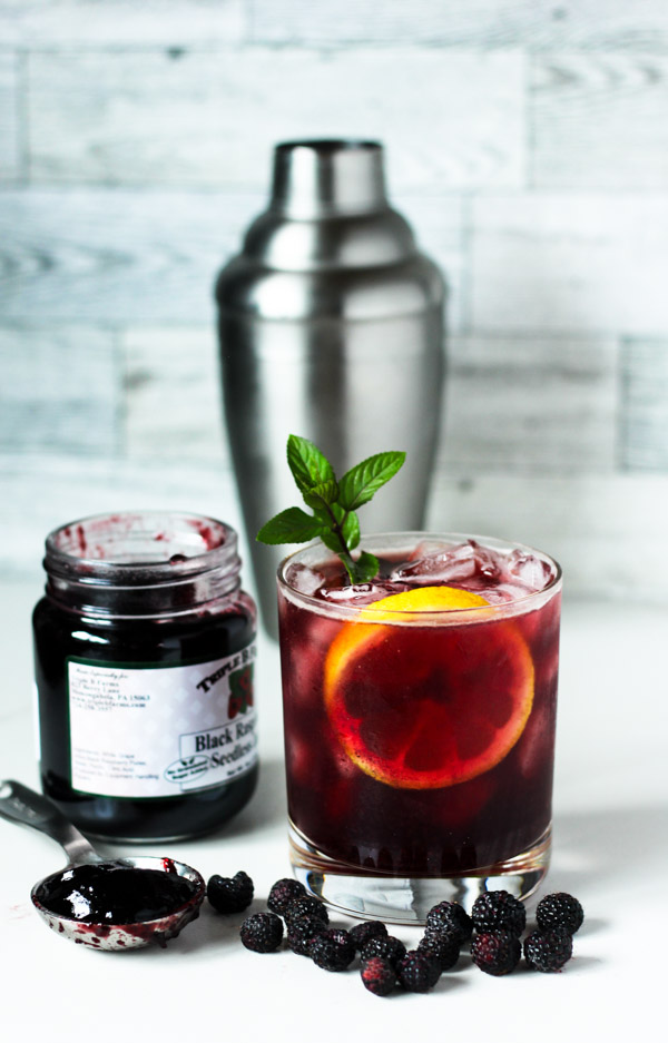 blackraspberry jam cocktail-itsmyhappyhour.com