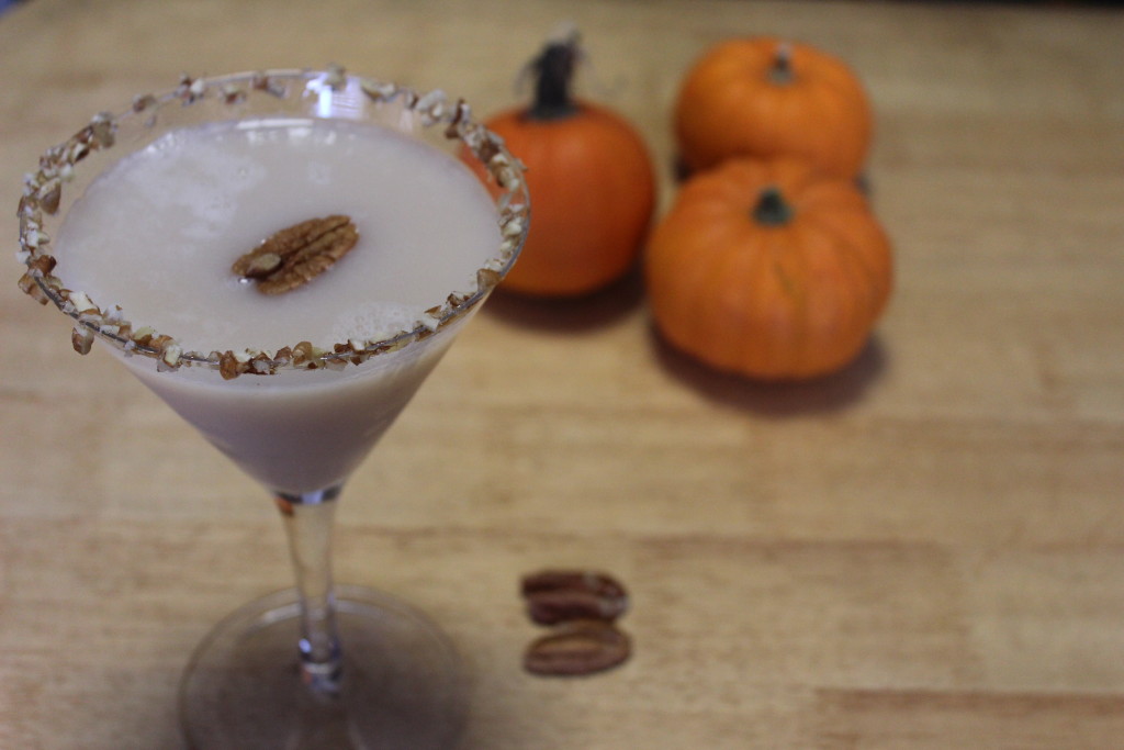 pecan pie martini-itsmyhappyhour.com