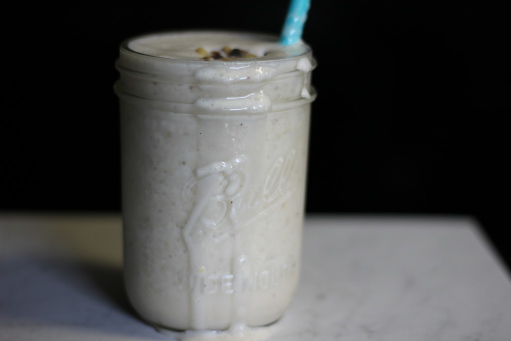 banana walnut protein shake