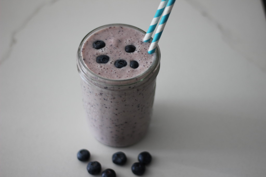 blueberry banana smoothie