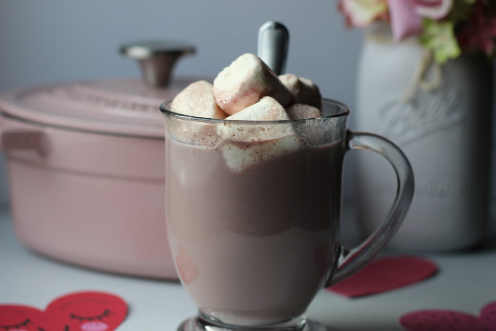 red wine hot chocolate-itsmyhappyhour.com