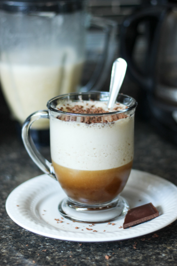 spiked frozen almond mocha-itsmyhapphour.com