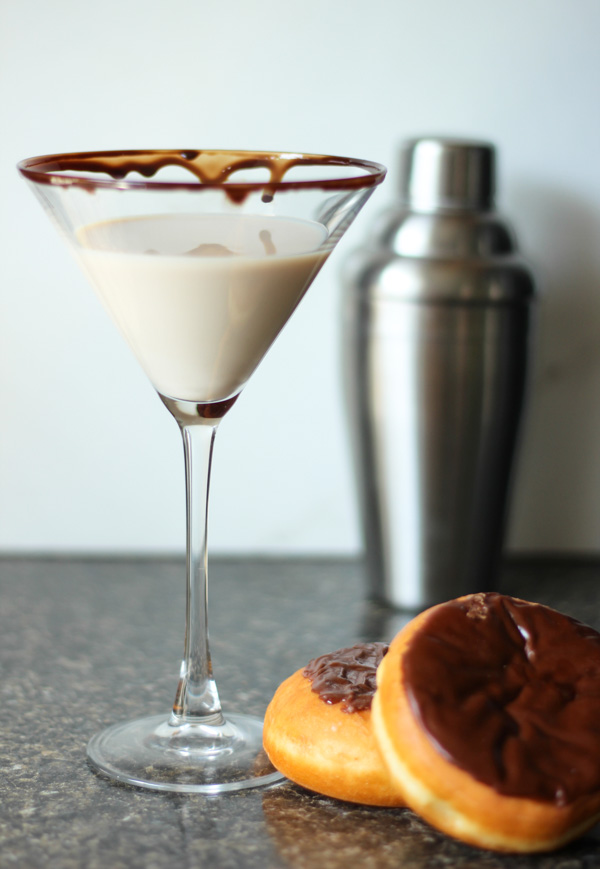 boston cream martini-itsmyhappyhour.com