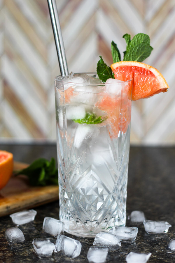 non alcoholic grapefruit mojito-itsmyhappyhour.com