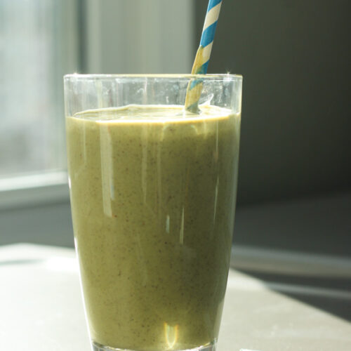 vanilla matcha protein smoothie-itsmyhappyhour.com