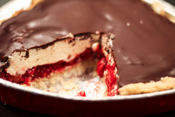 redberry cherry chocolate cream cheese pie-itsmyhappyhour.com