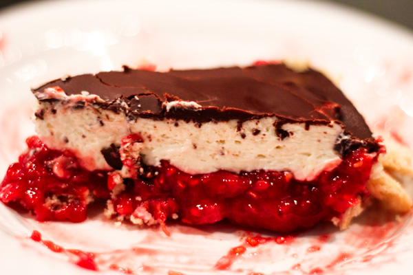 redberry cherry chocolate cream cheese pie-itsmyhappyhour.com