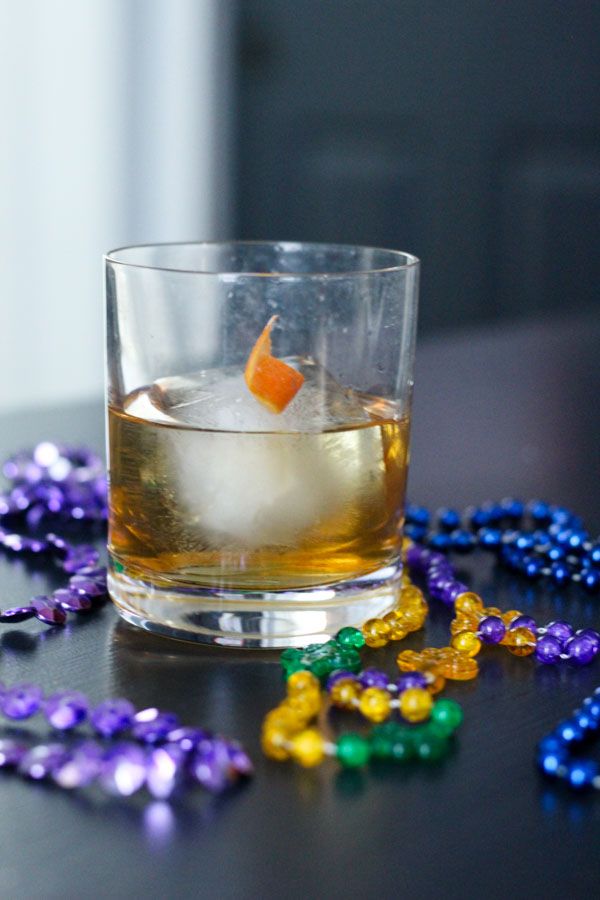 king cake old fashioned-itsmyhappyhour.com